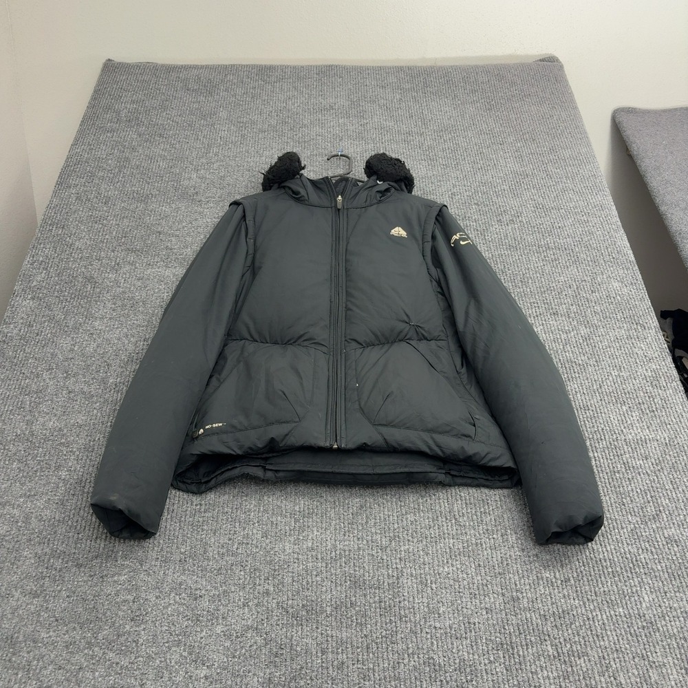 Nike ACG Puffer Jacket Mens L Black Polyester Down Filled Hooded Gorpcore Style